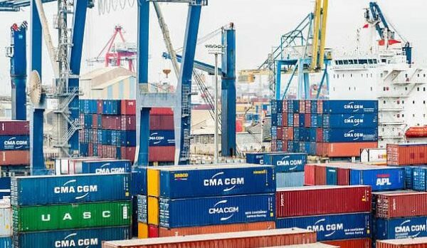 shipping-port-600x600 shipping-port-600x600